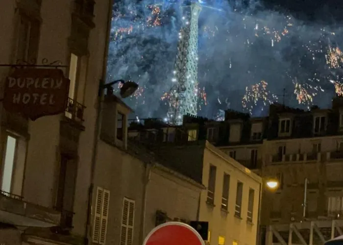 Bonito Cerca De La Torre Eiffel Апартаменты *